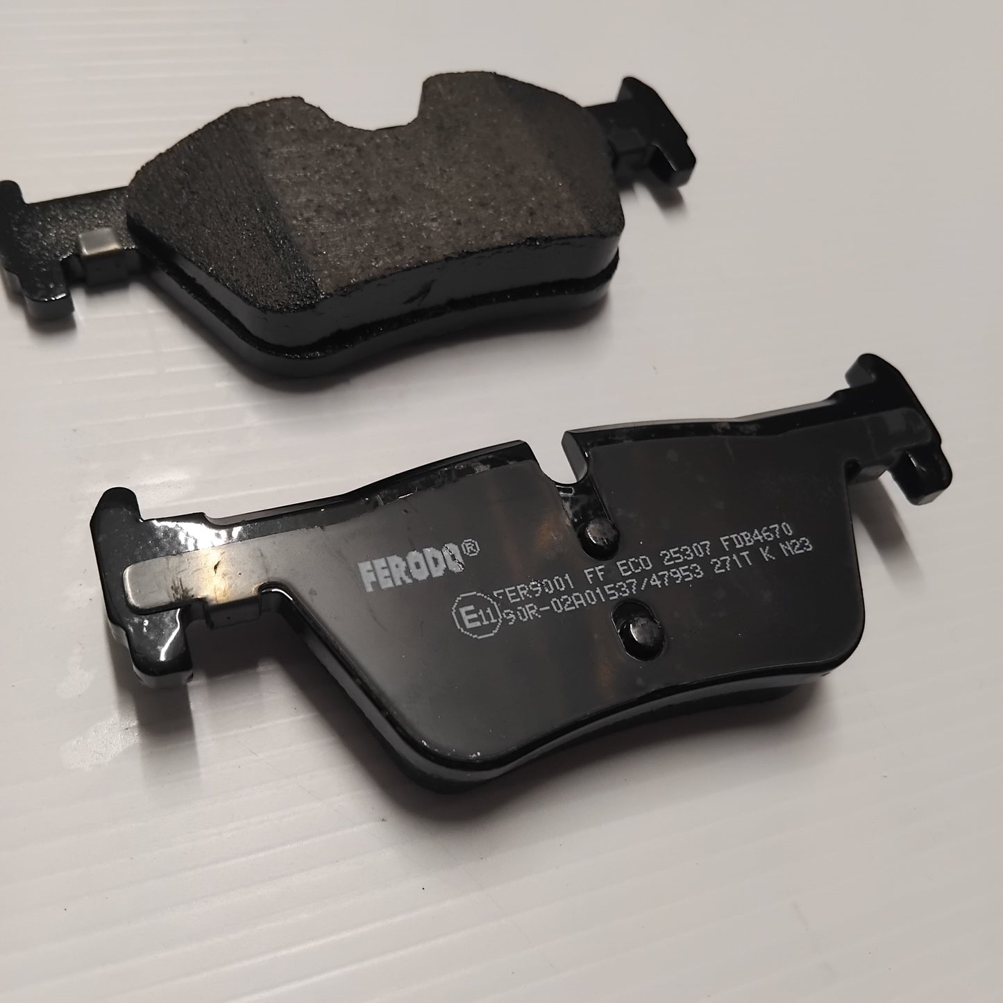 Ferodo Brake Pad Set For BMW 1 / BMW 3 / BMW 4 | FDB4670